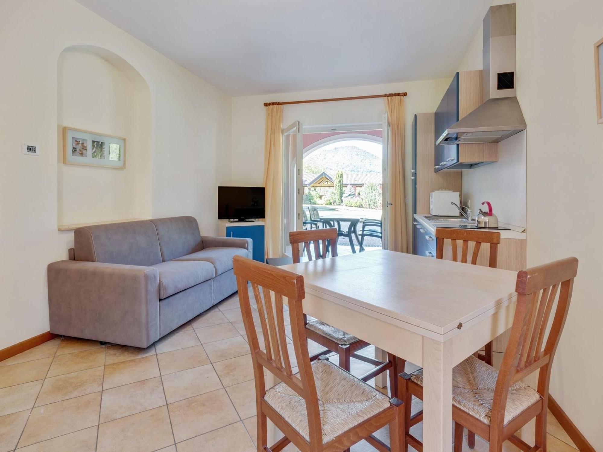 Spacious Apartment In Idro With Shared Pool Crone Esterno foto