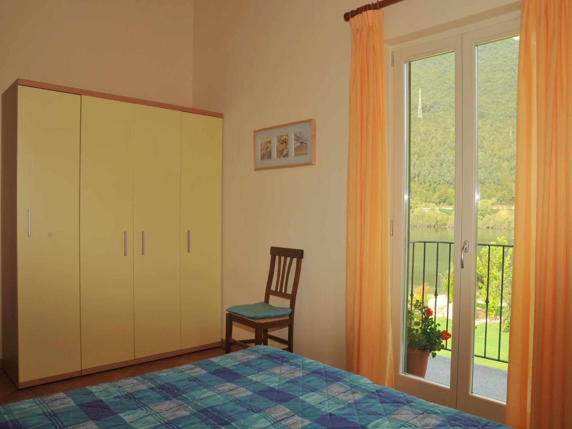 Spacious Apartment In Idro With Shared Pool Crone Esterno foto